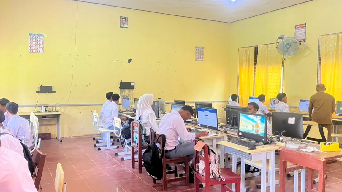 KELAS XII IPA 1 MENGIKUTI PERSIAPAN SIMULASI TKA 2026 DI SMA NEGERI 1 INDRA MAKMU