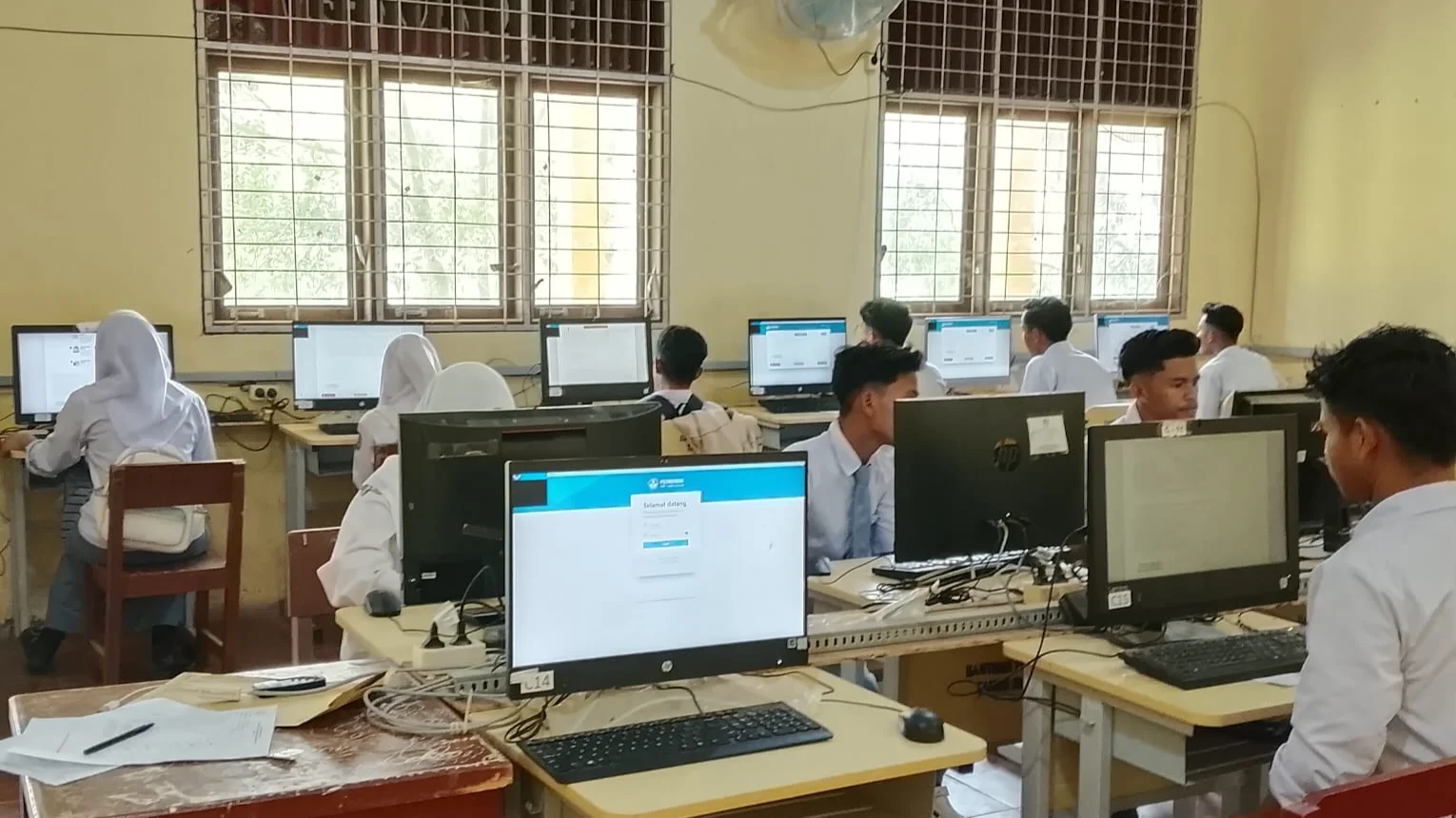 SMA NEGERI 1 INDRA MAKMU GELAR SIMULASI TKA 2026, MENINGKATKAN KESIAPAN PESERTA DIDIK